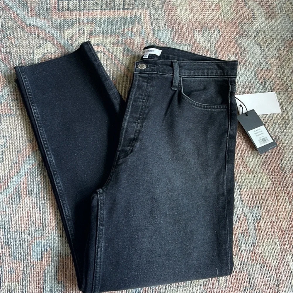 🆕 RE/DONE '70s Ultra High Waist Stovepipe Jeans